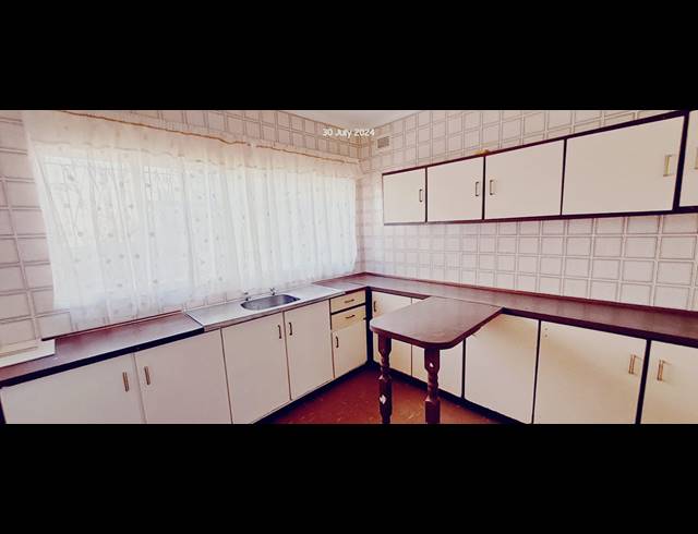 3 BEDROOM FREESTANDING FOR SALE IN NORTHDALE
